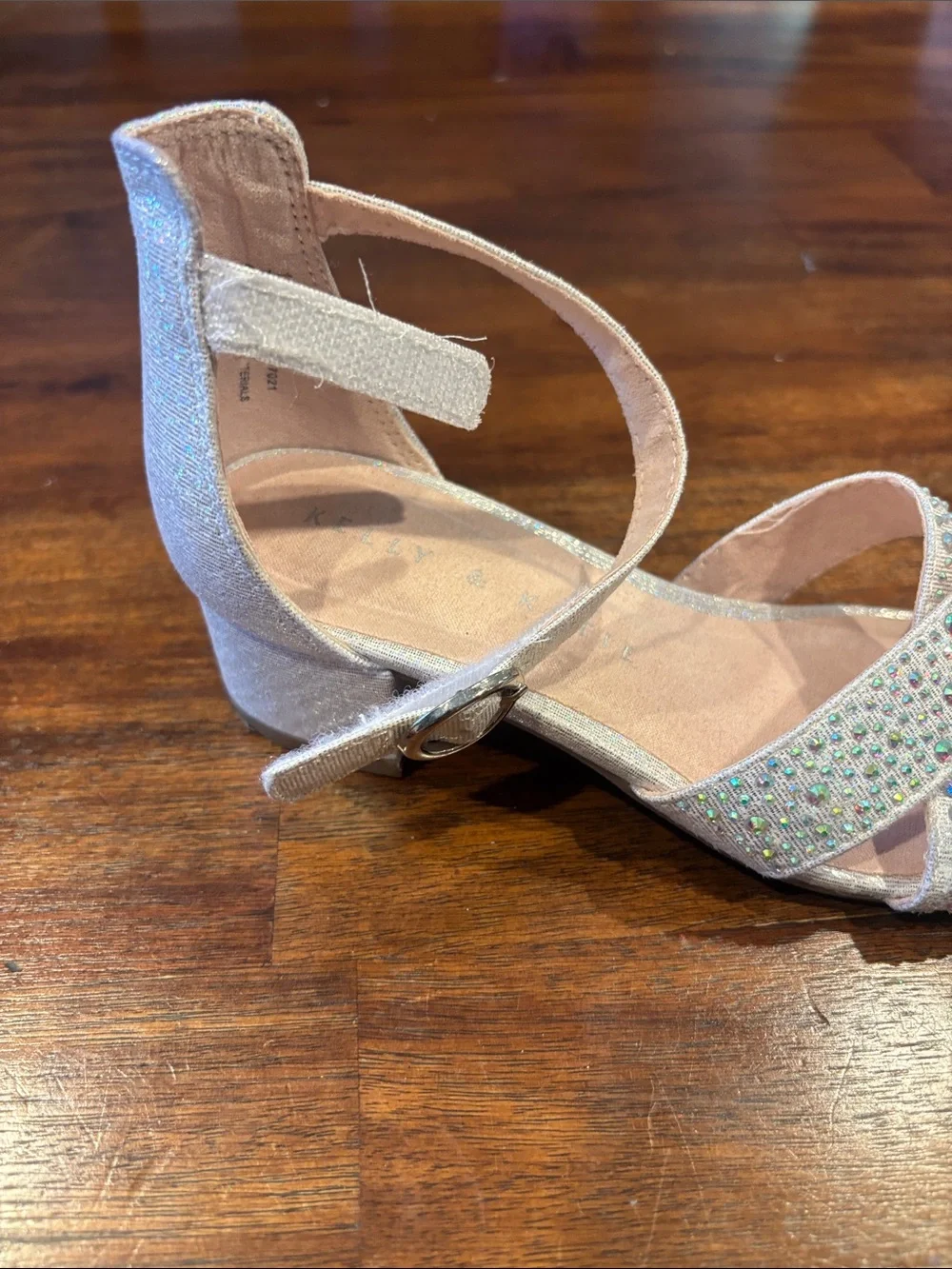 Kelly & Katie Glitter Cross-Strap Ankle Strap Sandals - silver. Size 13